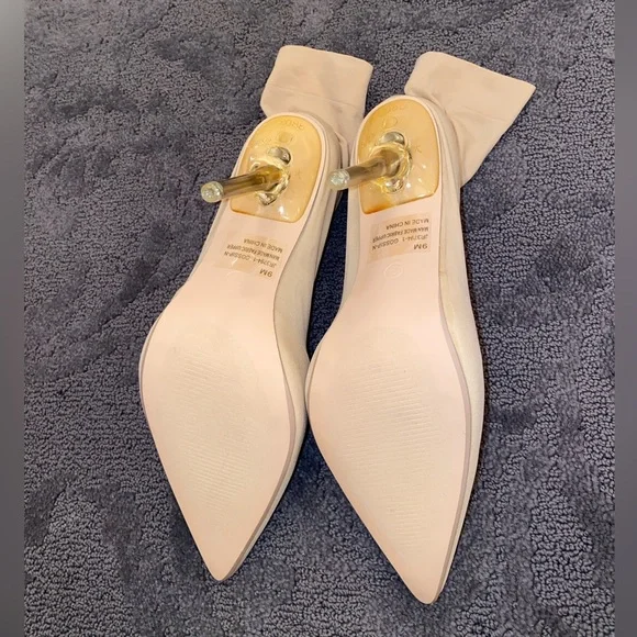 ✨Cream Nude Sock Heel Booties - Picture 13 of 14